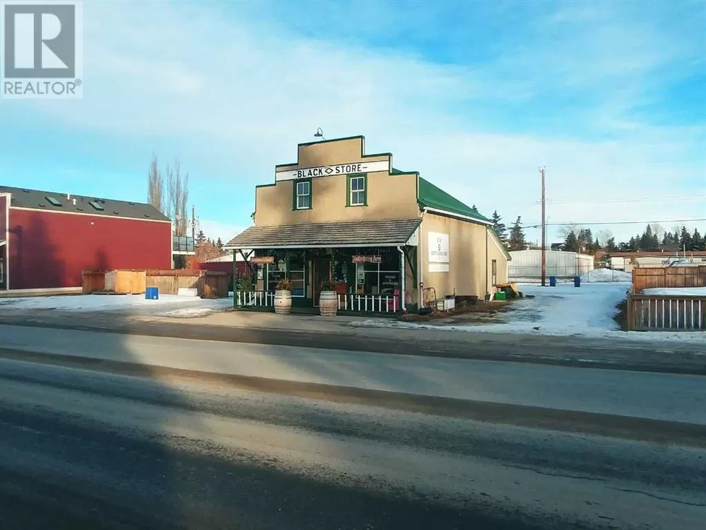 Retail for rent: 206 Government Road S, Diamond Valley, Alberta T0L 0H0
