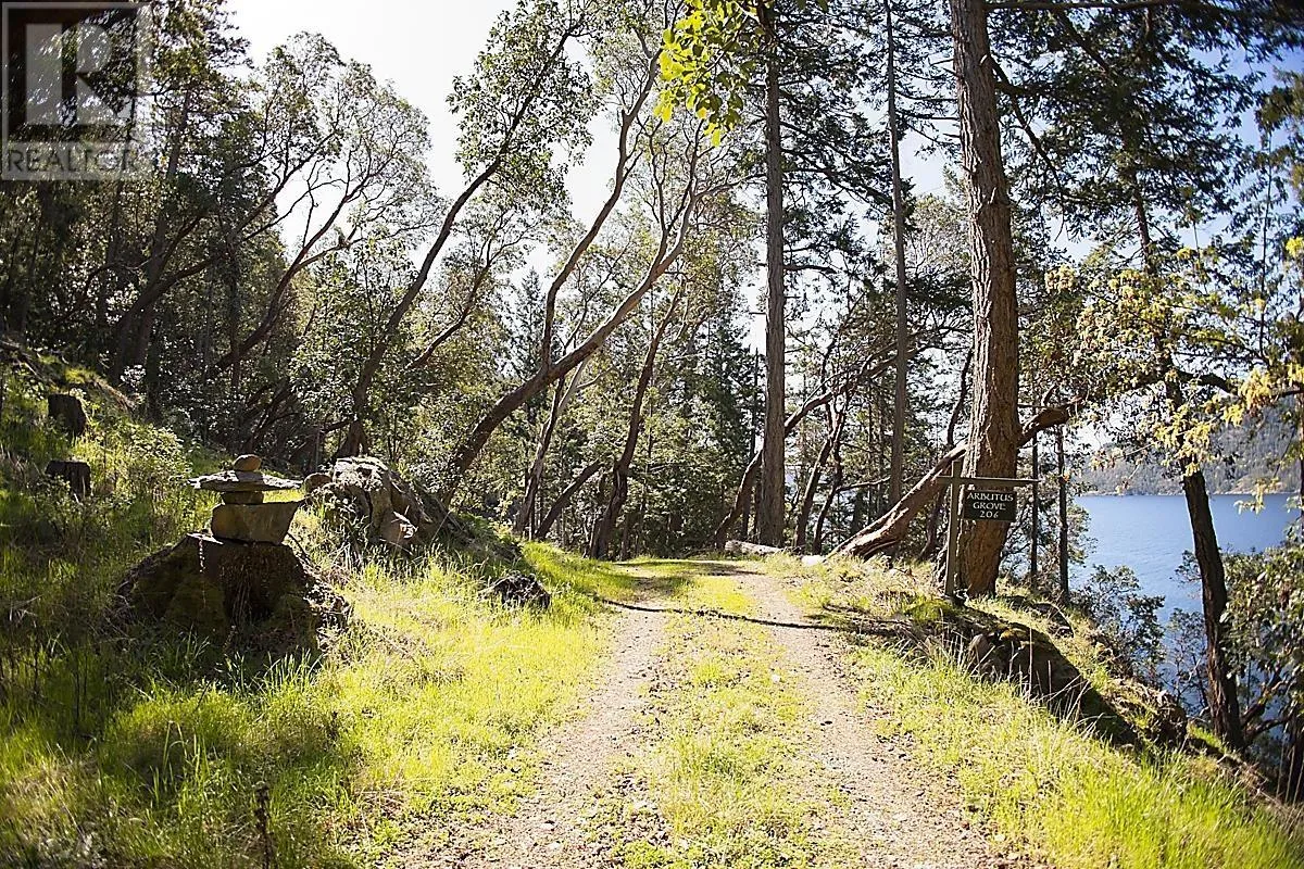 206 Narrows West Road, Salt Spring Island, British Columbia V8K 0A3