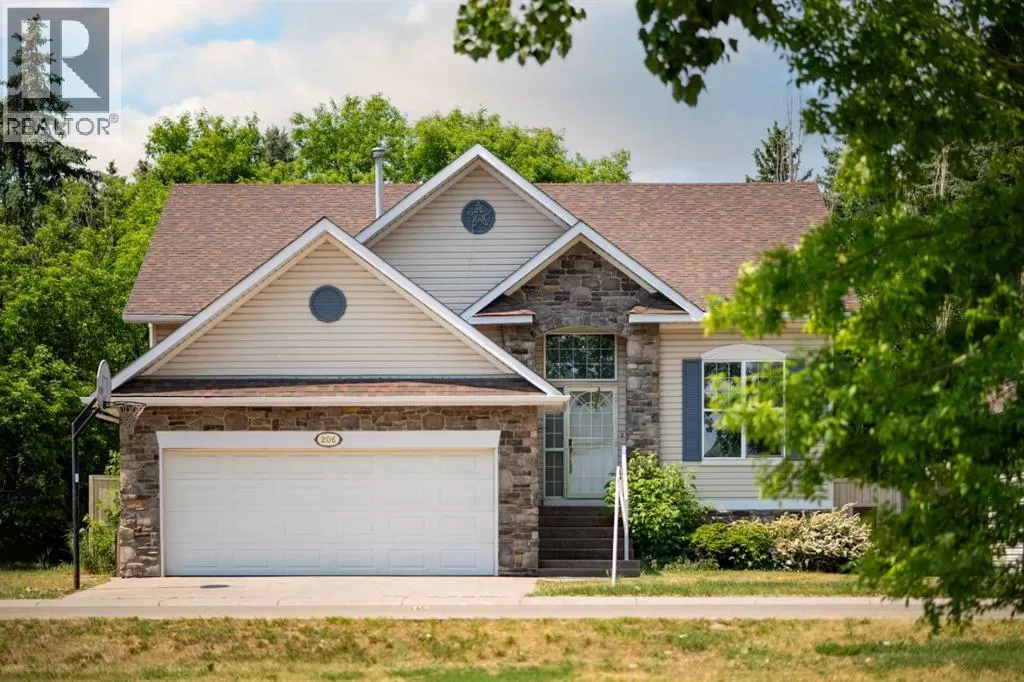 House for rent: 206 Parkview Estates, Strathmore, Alberta T1P 1K8