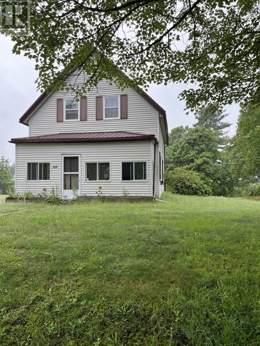 House for rent: 2060 Queen Street, Westville, Nova Scotia B0K 2A0