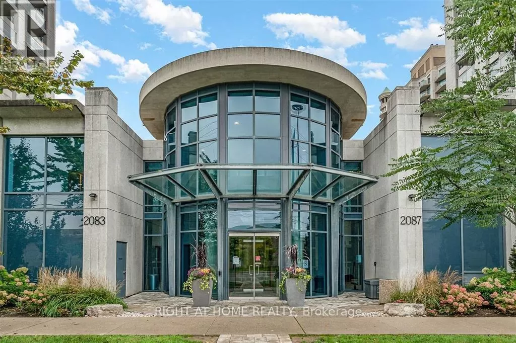 Apartment for rent: 207 - 2087 Lake Shore Boulevard, Toronto, Ontario M8V 4G3