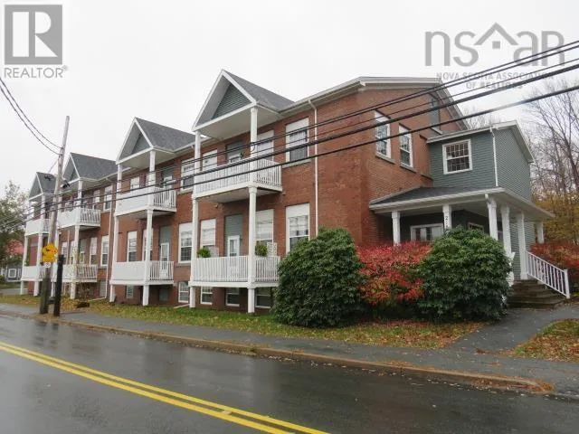 Apartment for rent: 207 215 King Street, Bridgewater, Nova Scotia B4V 1A6