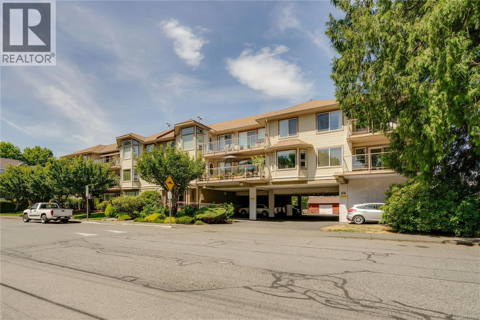 Apartment for rent: 207 245 First St, Duncan, British Columbia V9L 1R3