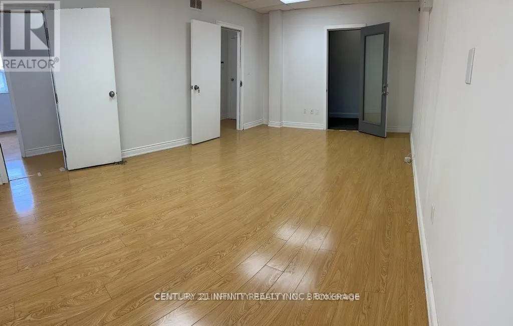 Offices for rent: 207 - 323 Kerr Street, Oakville, Ontario L6K 3B6