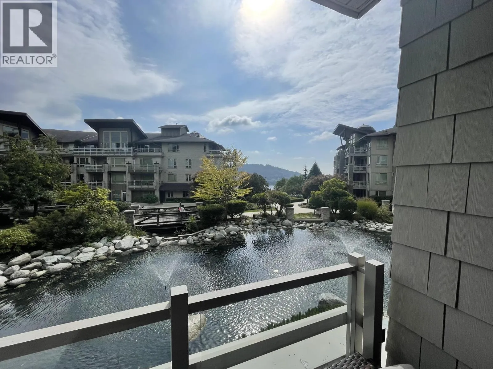 Apartment for rent: 207 580 Raven Woods Drive, North Vancouver, British Columbia V7G 2T2