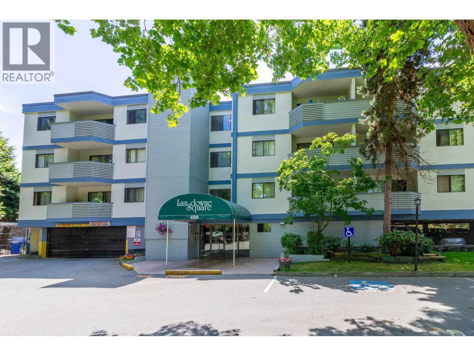 Apartment for rent: 207 8700 Ackroyd Road, Richmond, British Columbia V6X 3G2