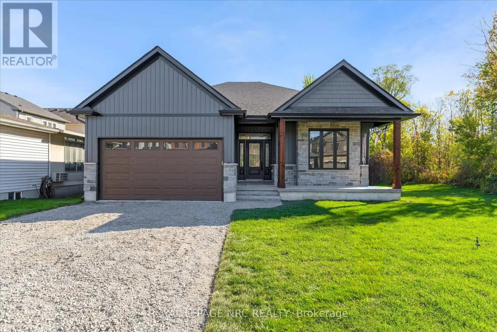 House for rent: 207 Forks Road, Welland, Ontario L3B 6C5