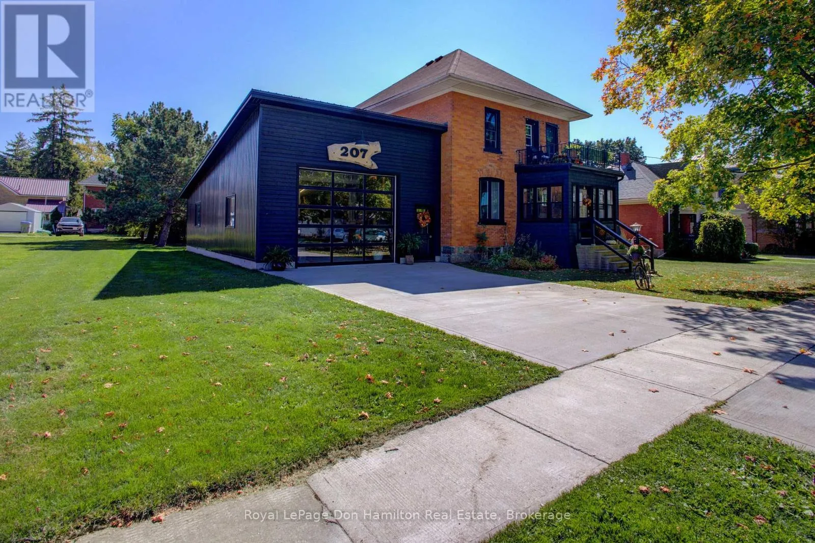 House for rent: 207 King Street, North Perth, Ontario N0G 1B0