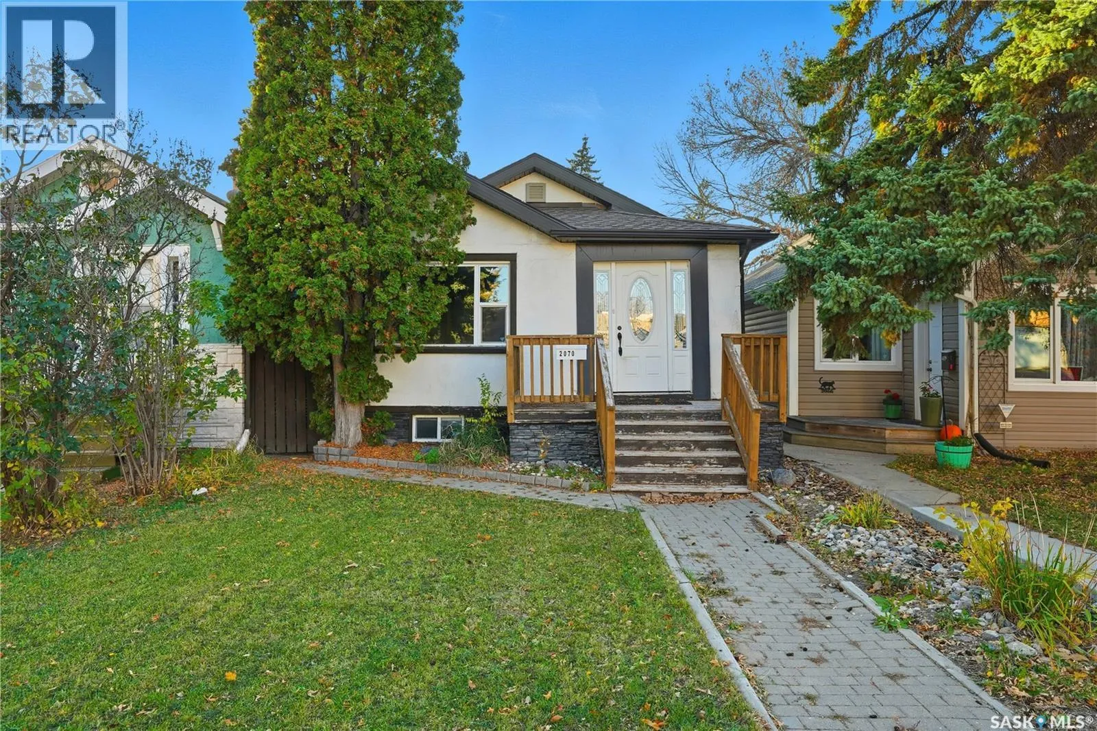 House for rent: 2070 Quebec Street, Regina, Saskatchewan S4P 1J9