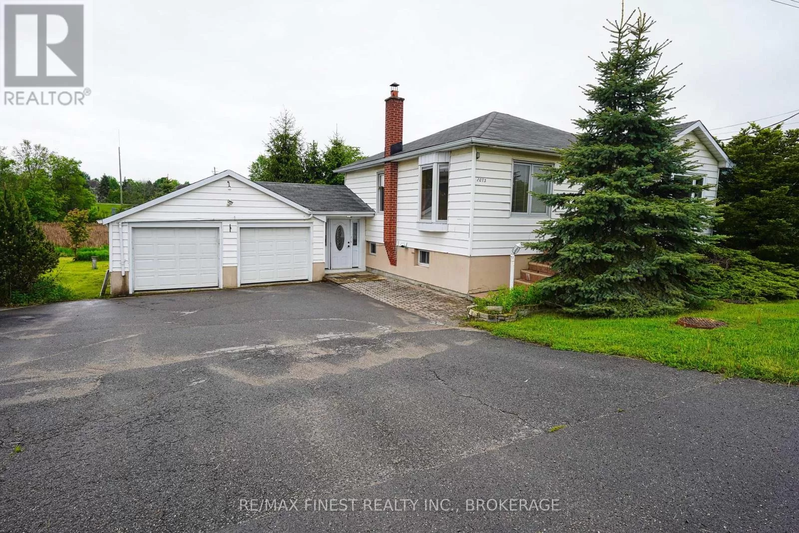 House for rent: 2073 Bath Road, Kingston, Ontario K7M 8V9