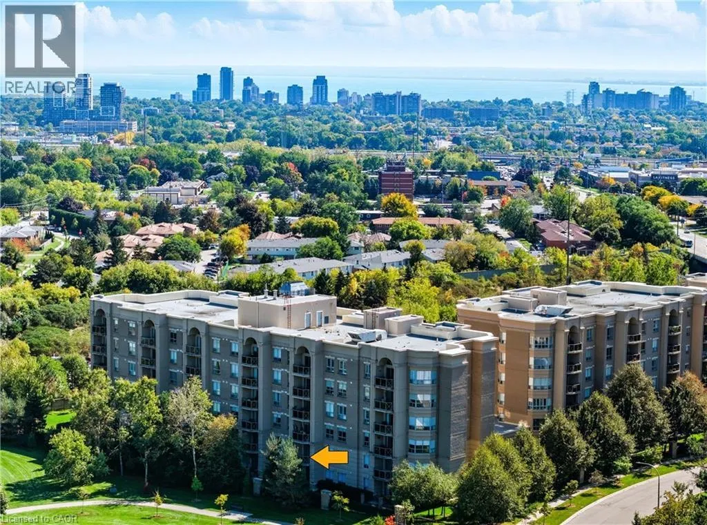 Apartment for rent: 2075 Amherst Heights Drive Unit# 211, Burlington, Ontario L7P 5B8