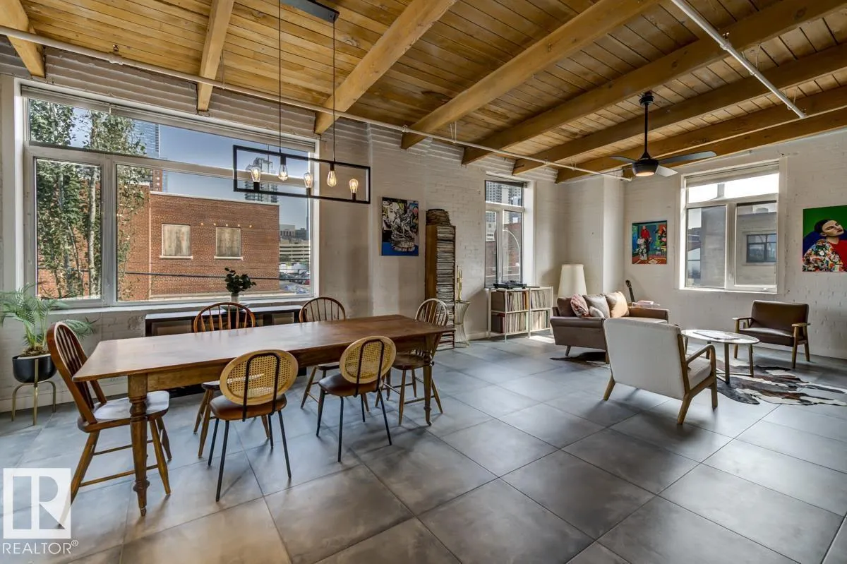 Apartment for rent: #208 10309 107 St Nw, Edmonton, Alberta T5J 1K3