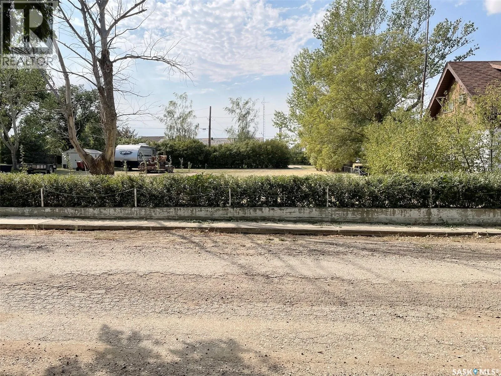 Unknown for rent: 208 2nd Street W, Lafleche, Saskatchewan S0H 2K0