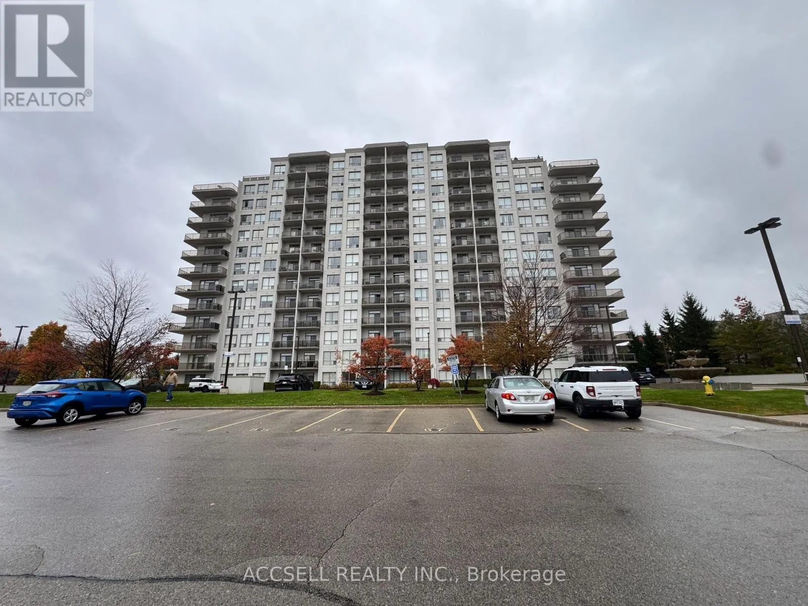 Apartment for rent: 208 - 353 Commissioners Road W, London South, Ontario N6J 0A3