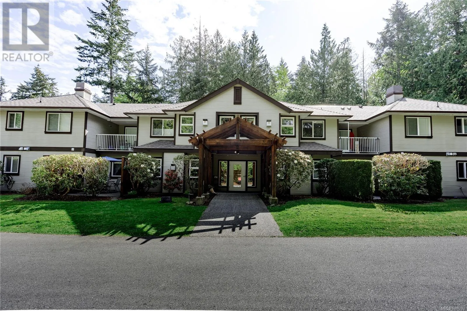 Apartment for rent: 208 440 Schley Pl, Qualicum Beach, British Columbia V9K 2M5