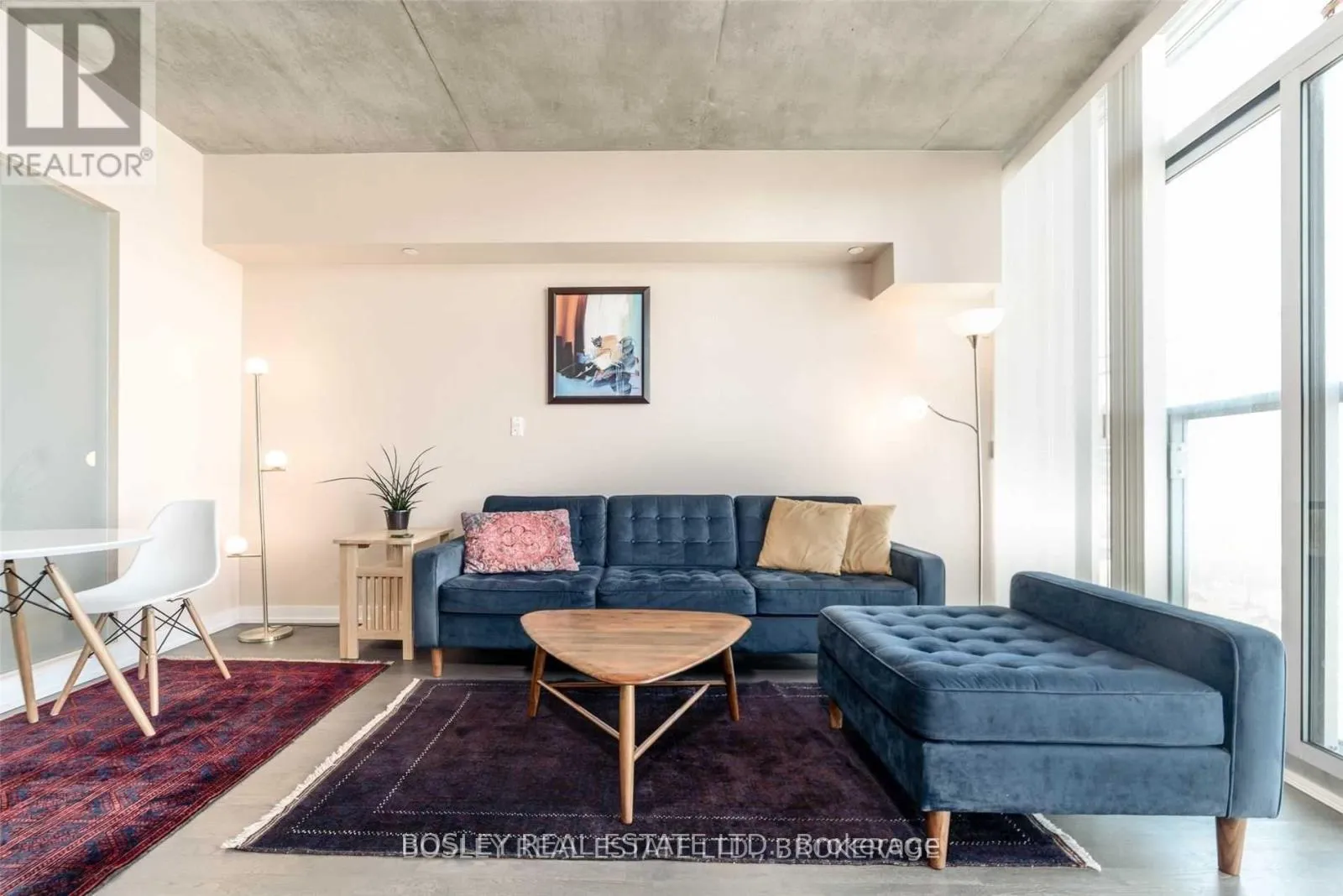 Apartment for rent: 208 - 60 Haslett Avenue, Toronto, Ontario M4L 0A9