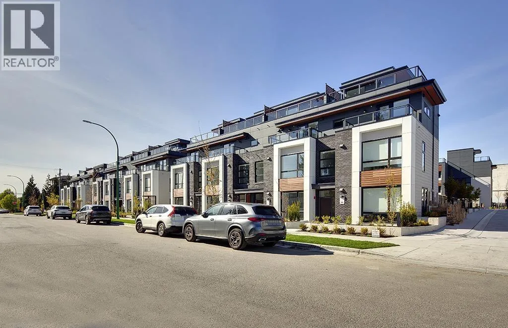 Row / Townhouse for rent: 208 6085 Irmin Street, Burnaby, British Columbia V5J 5C5