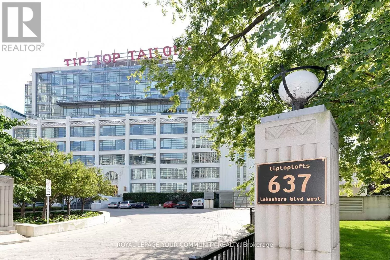 Apartment for rent: 208 - 637 Lake Shore Boulevard, Toronto, Ontario M5V 3J6