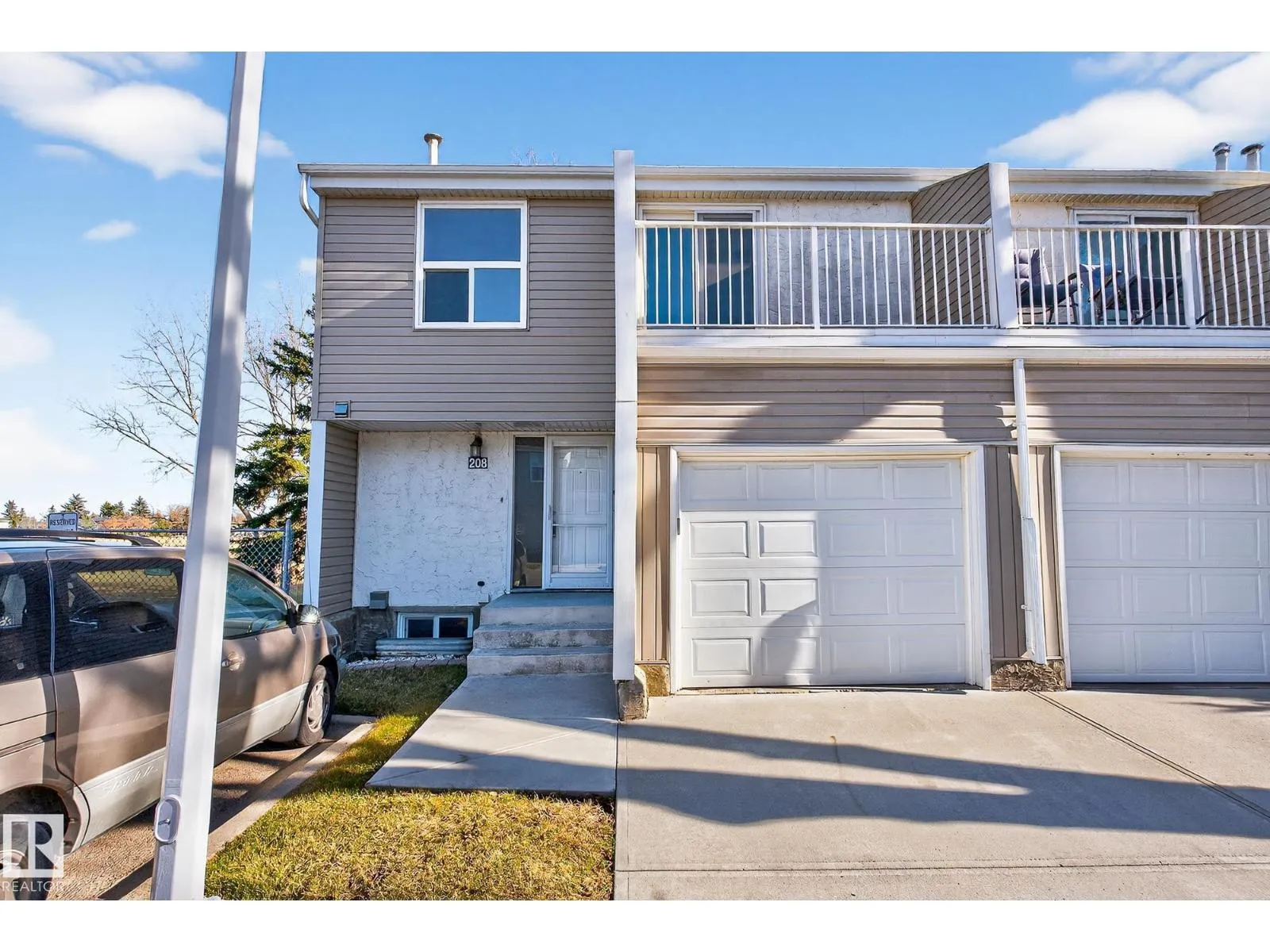 Row / Townhouse for rent: 208 Chateau Pl Nw, Edmonton, Alberta T5T 1V3