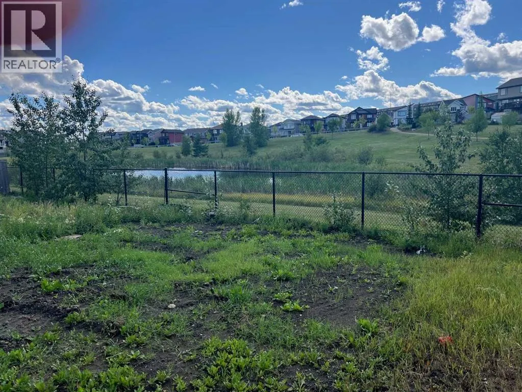 208 Gravelstone Road, Fort McMurray, Alberta T9K 0X1