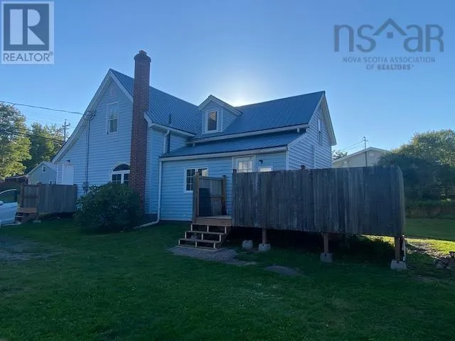 House for rent: 208 Kitchener Street, Stewiacke, Nova Scotia B0N 2J0