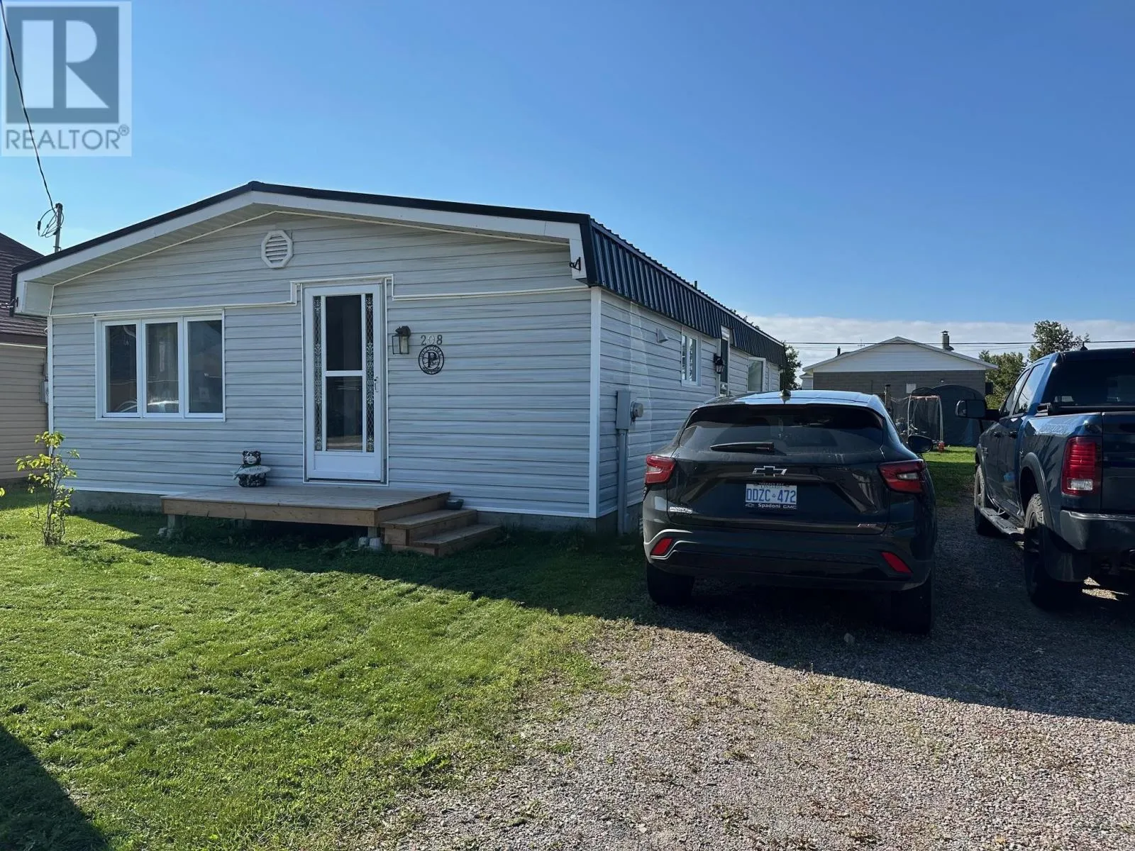208 Ontario St, Schreiber, Ontario P0T 2S0