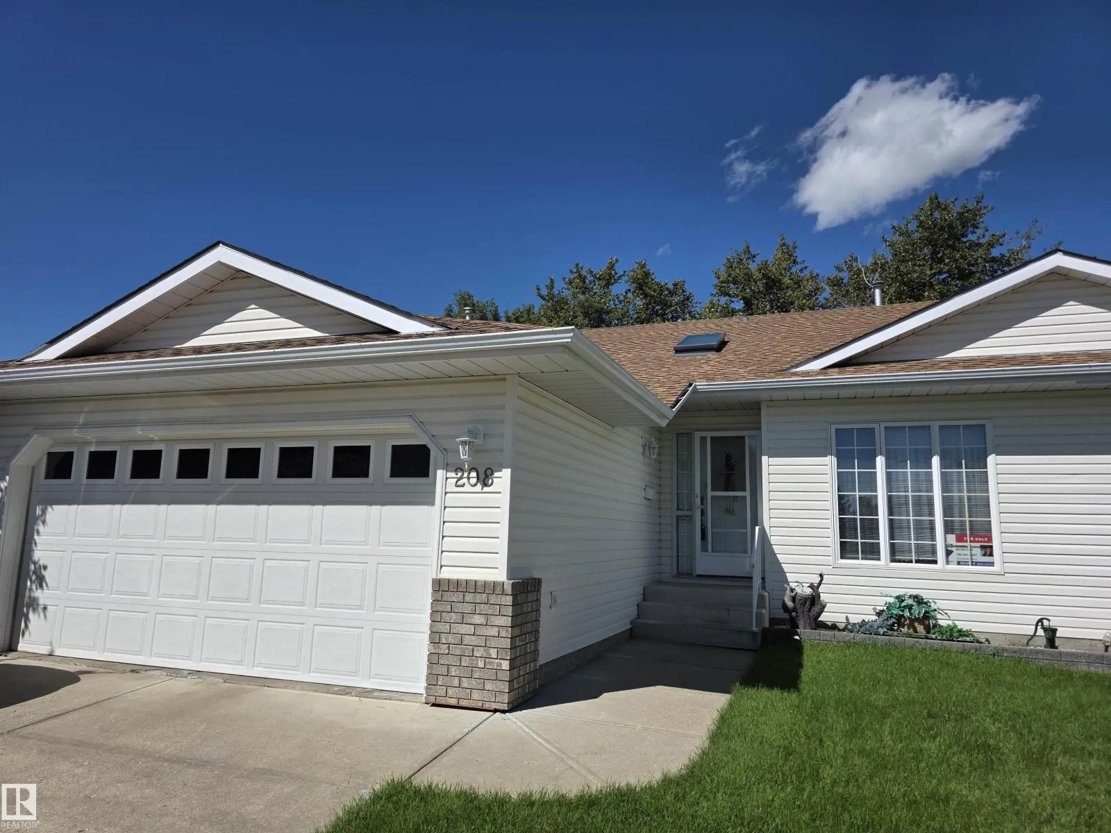 Row / Townhouse for rent: 208 Ravine Vi, Leduc, Alberta T9E 8B9