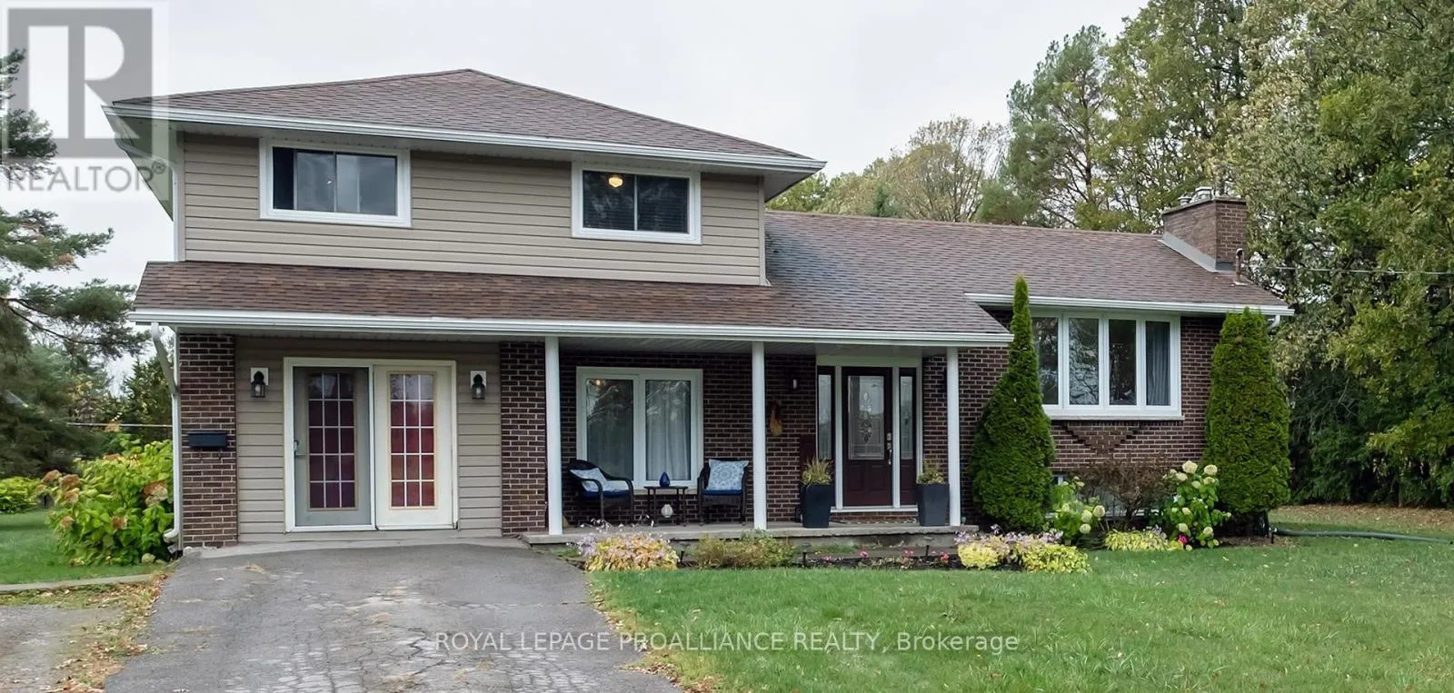 House for rent: 208 Ritz Road, Belleville, Ontario K0K 1V0