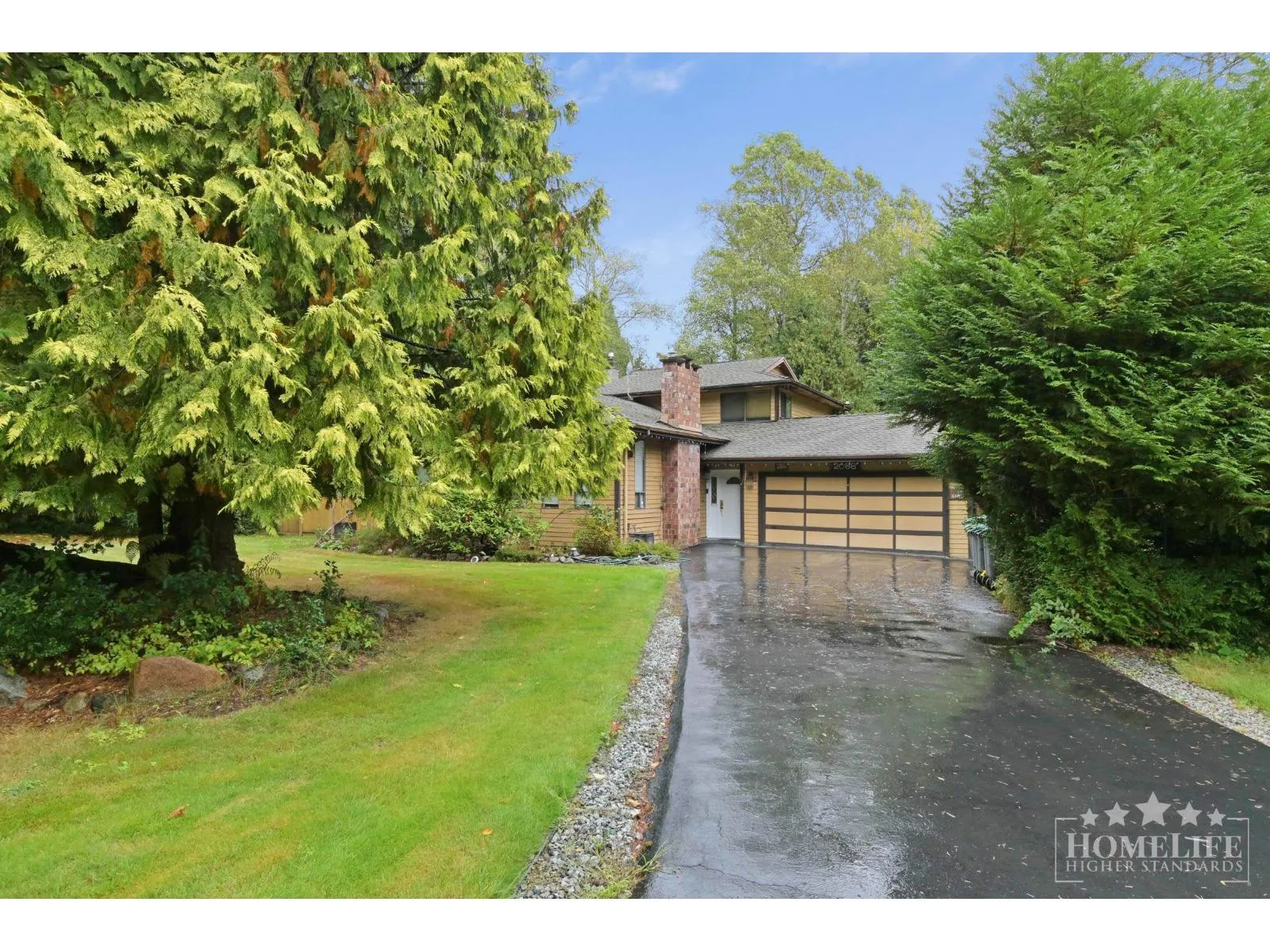 House for rent: 2088 180 Street, Surrey, British Columbia V3Z 9V7