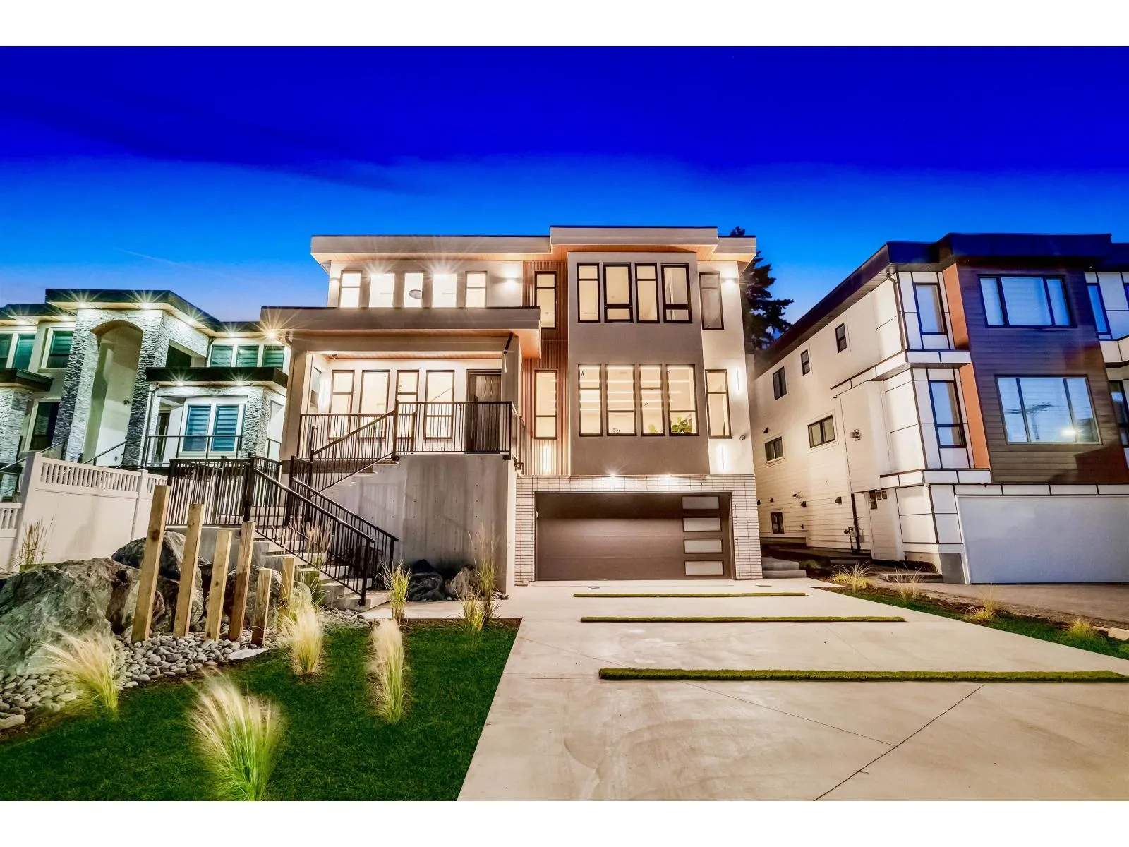 House for rent: 20888 48 Avenue, Langley, British Columbia V3A 3L9