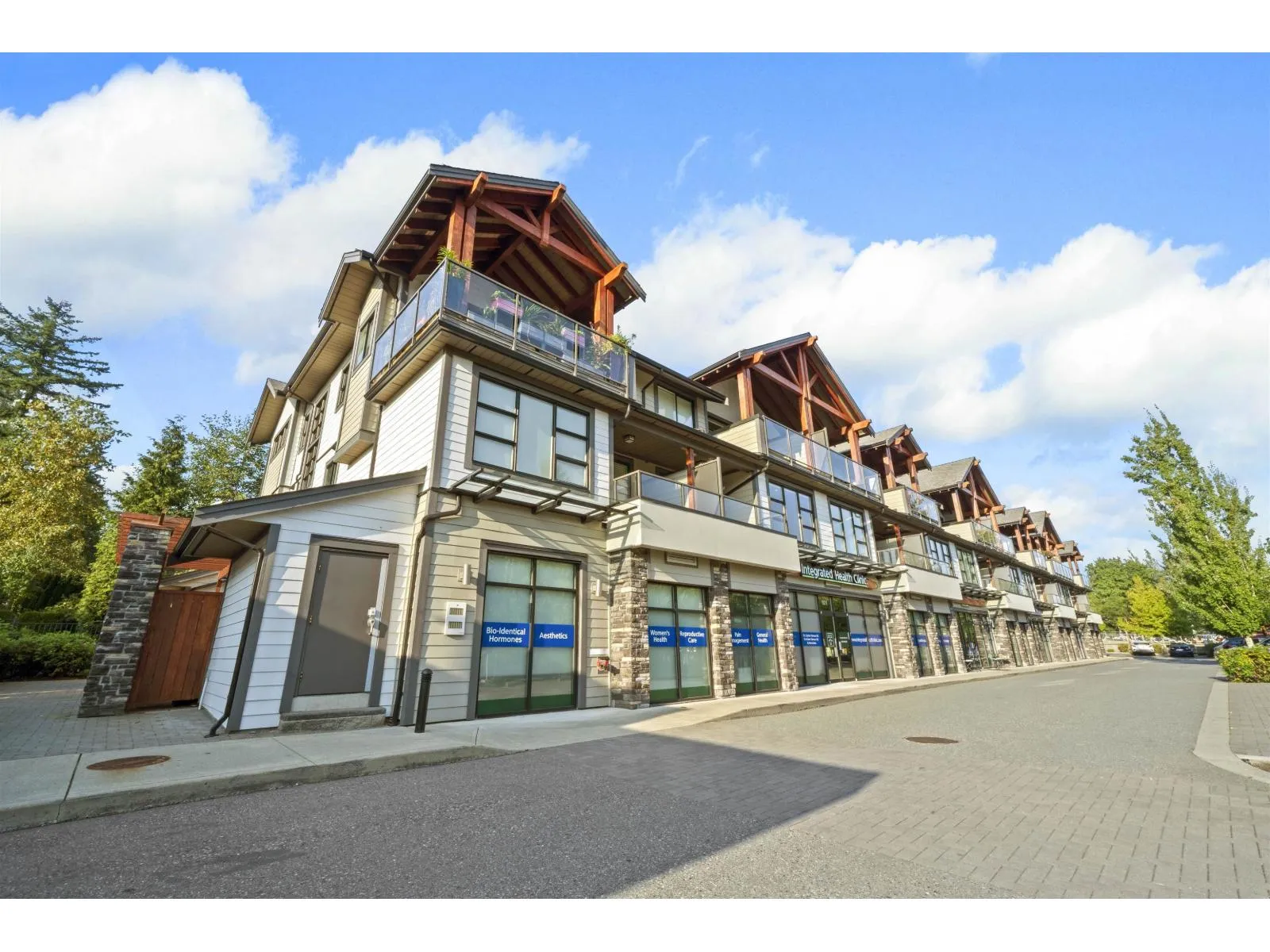 Row / Townhouse for rent: 209 13585 16 Avenue, Surrey, British Columbia V4A 1P6