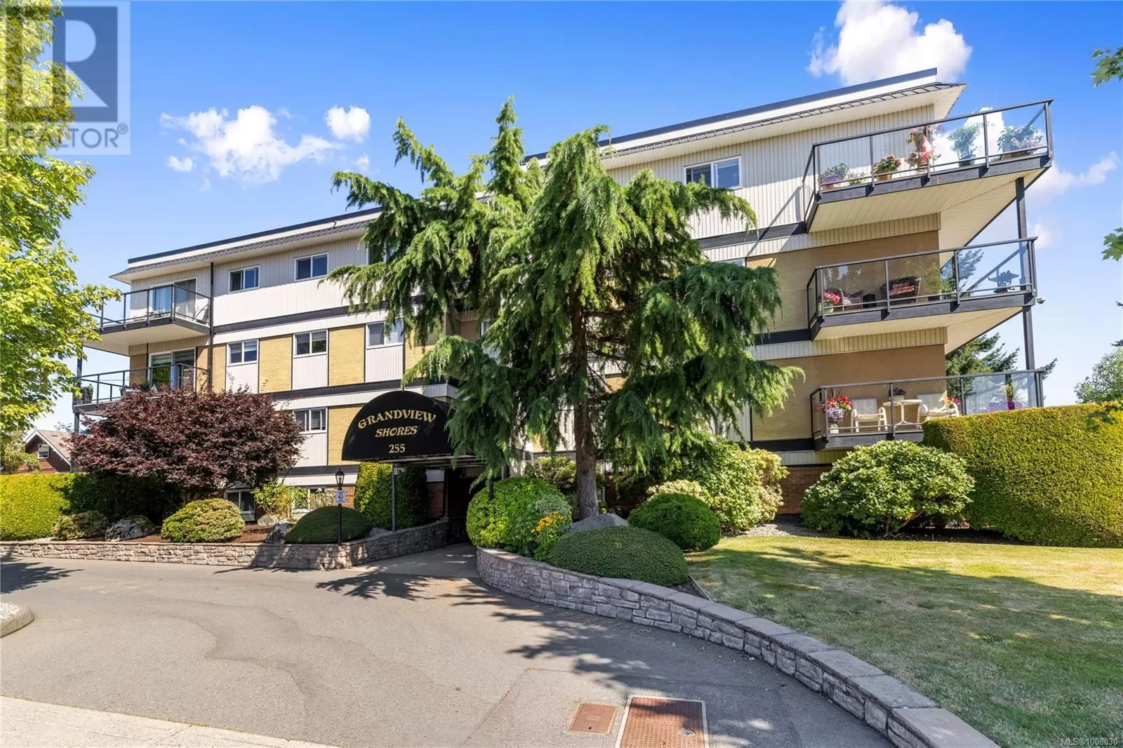 Apartment for rent: 209 255 Hirst Ave, Parksville, British Columbia V9P 1P5