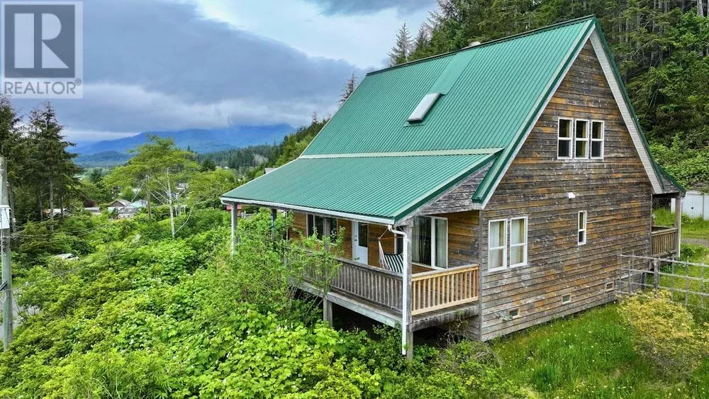 House for rent: 209 2nd Avenue, Daajing Giids City, British Columbia V0T 1S0