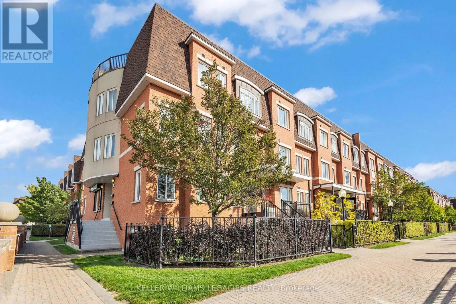 Row / Townhouse for rent: 209 - 308 John Street, Markham, Ontario L3T 0A7