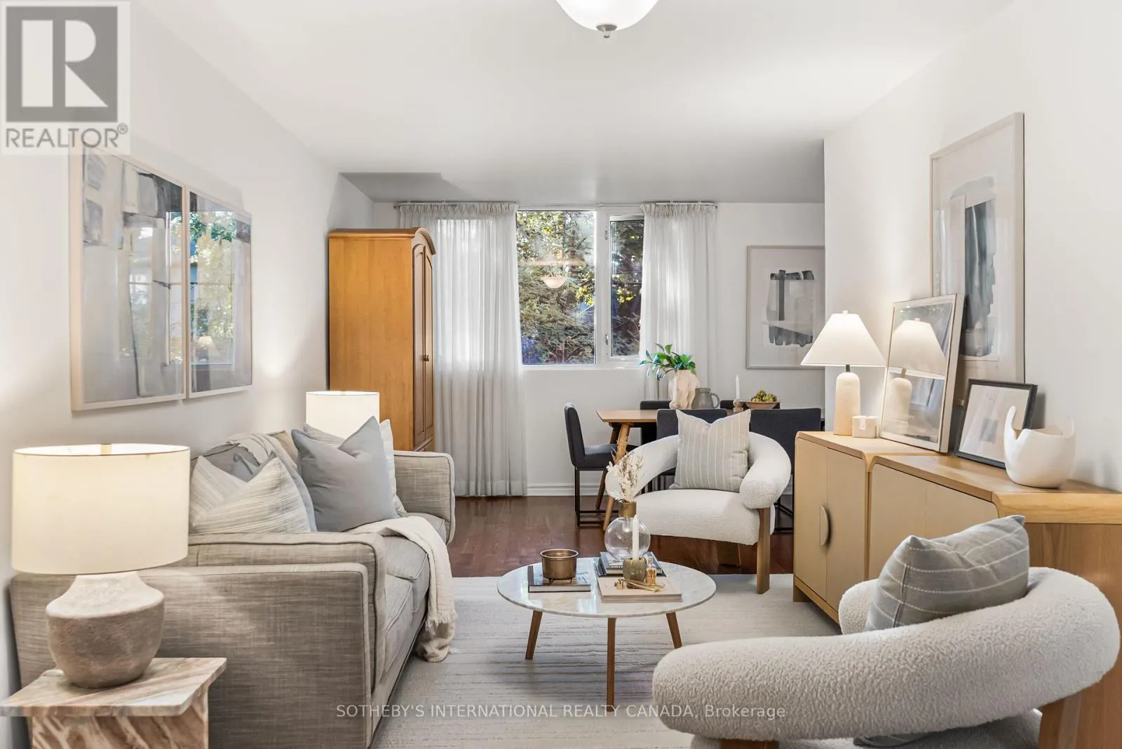 Apartment for rent: 209 - 356 Mcrae Drive, Toronto, Ontario M4G 4G4