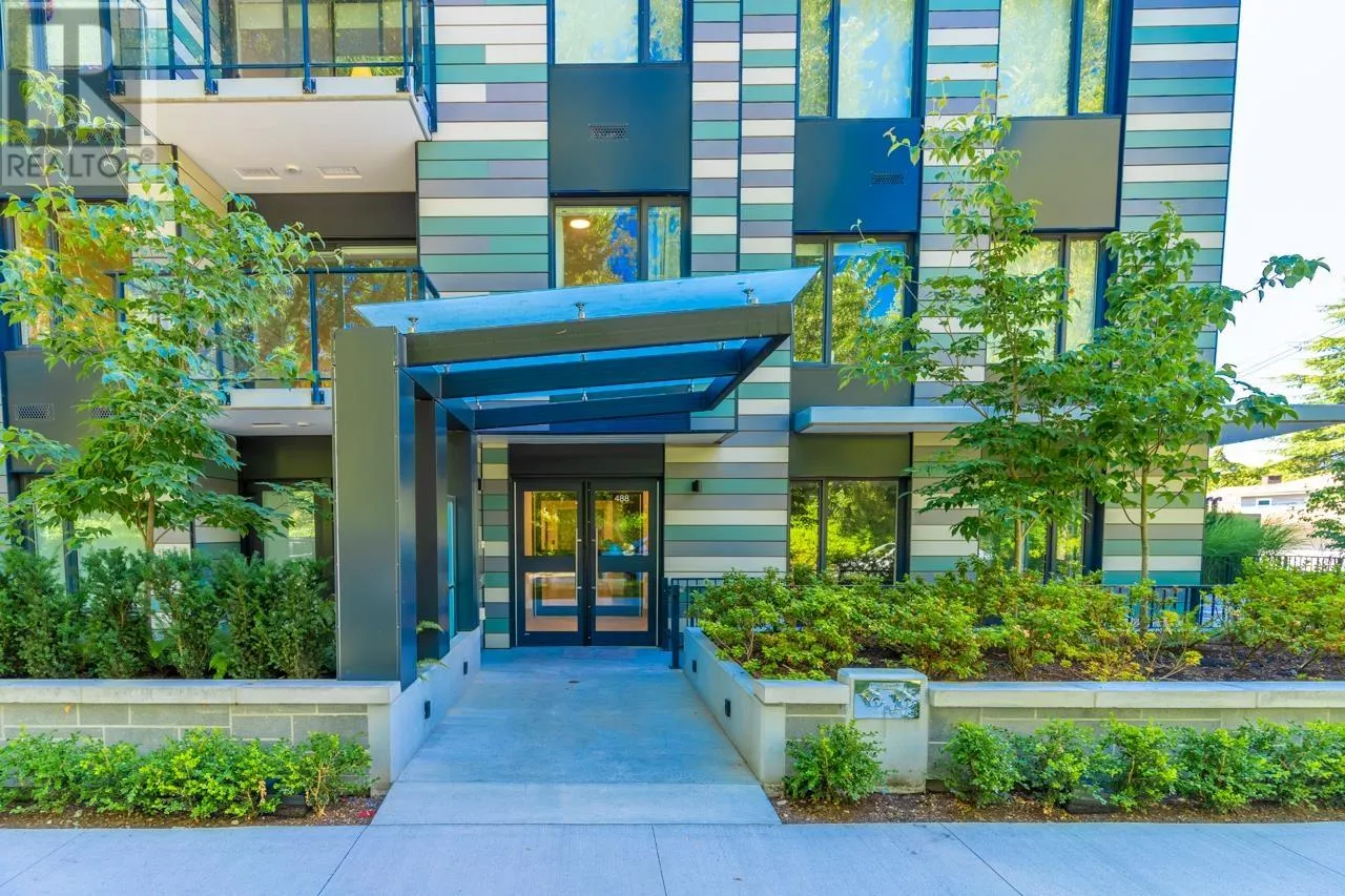 Apartment for rent: 209 488 W 58th Avenue, Vancouver, British Columbia V5X 1V5