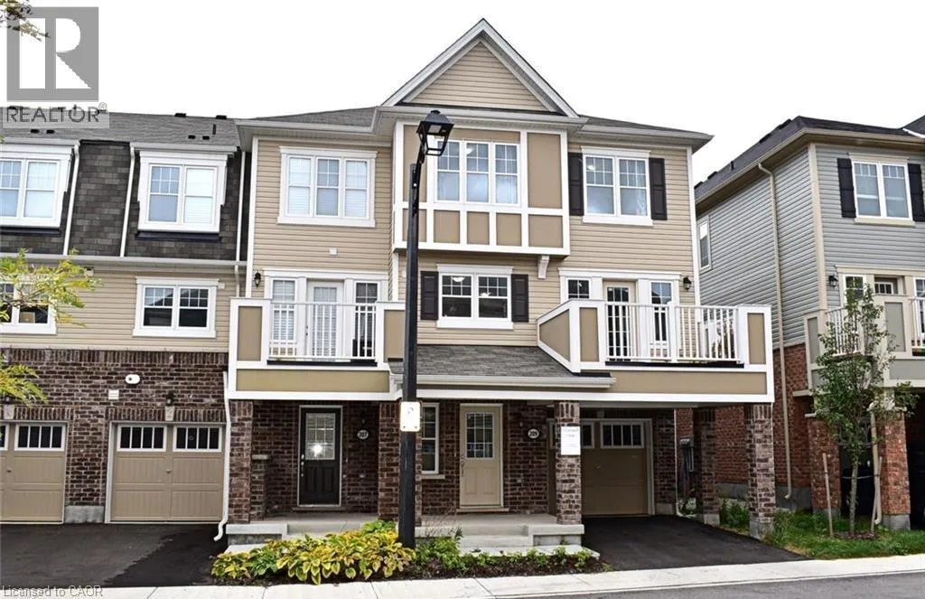 Row / Townhouse for rent: 209 Netherby Lane, Kitchener, Ontario N2R 0L9