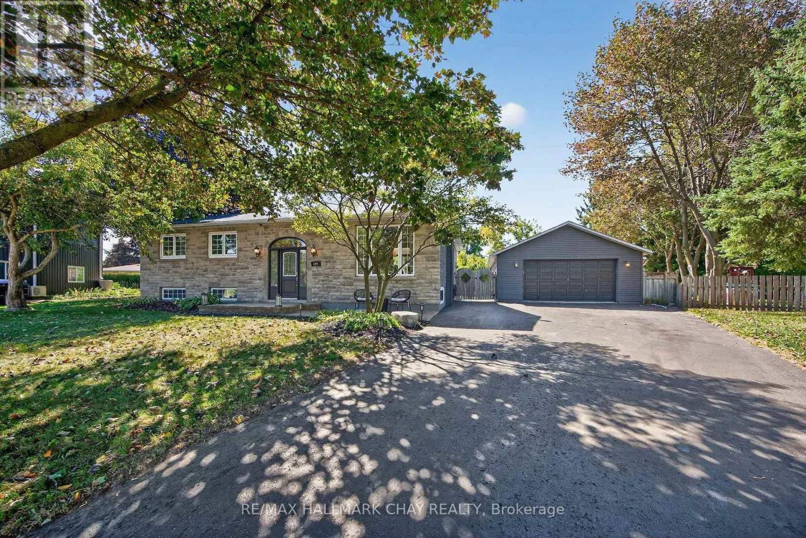 House for rent: 209 Newholme Circle, Innisfil, Ontario L9S 1E9