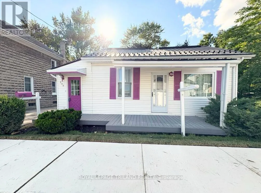 House for rent: 209 Water Street, Lucan Biddulph, Ontario N0M 2J0