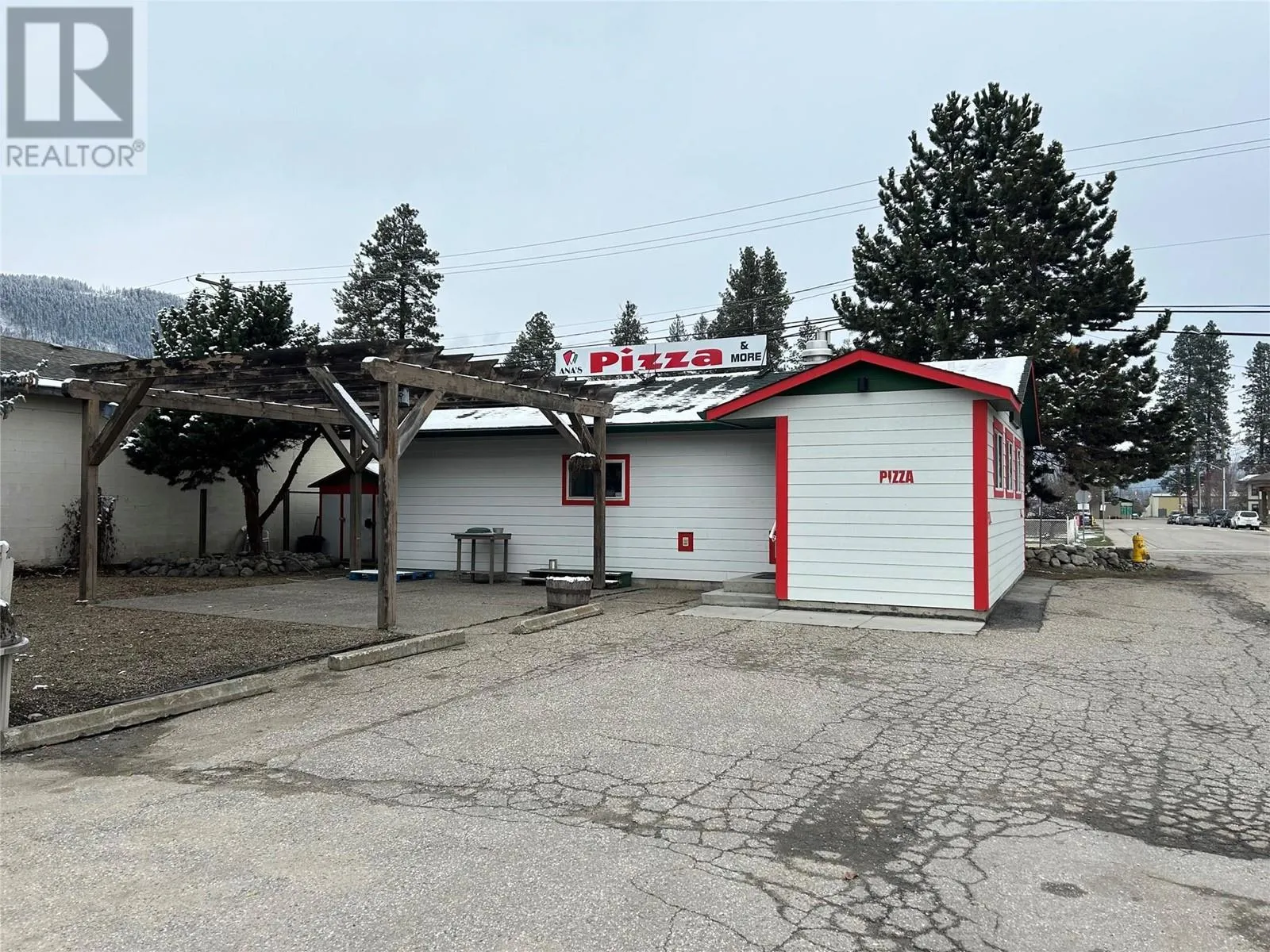 Retail for rent: 2090 Norris Avenue Lot# 2, Lumby, British Columbia V0E 2G0