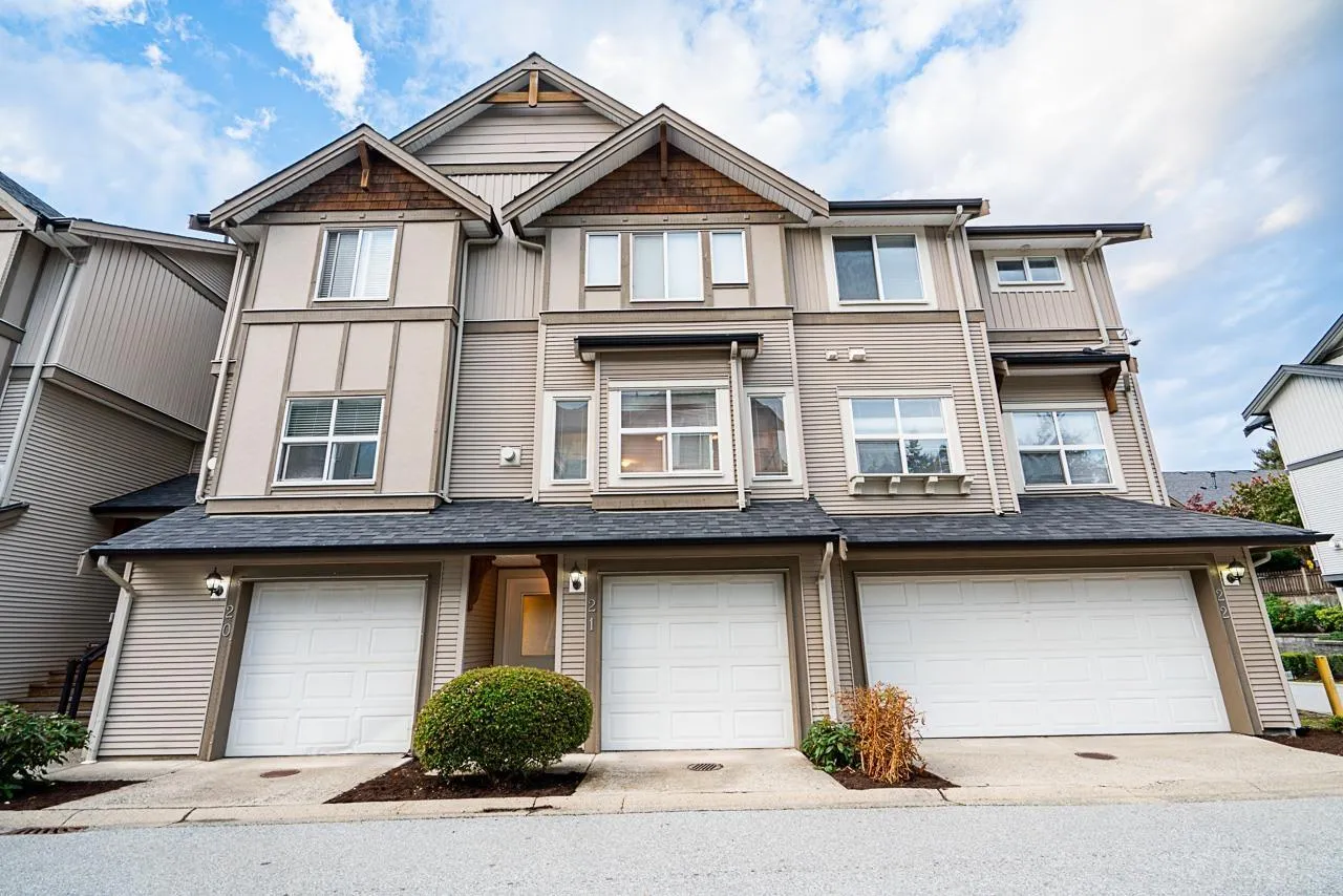 Row / Townhouse for rent: 21 12677 63 Avenue, Surrey, British Columbia V3X 3T3