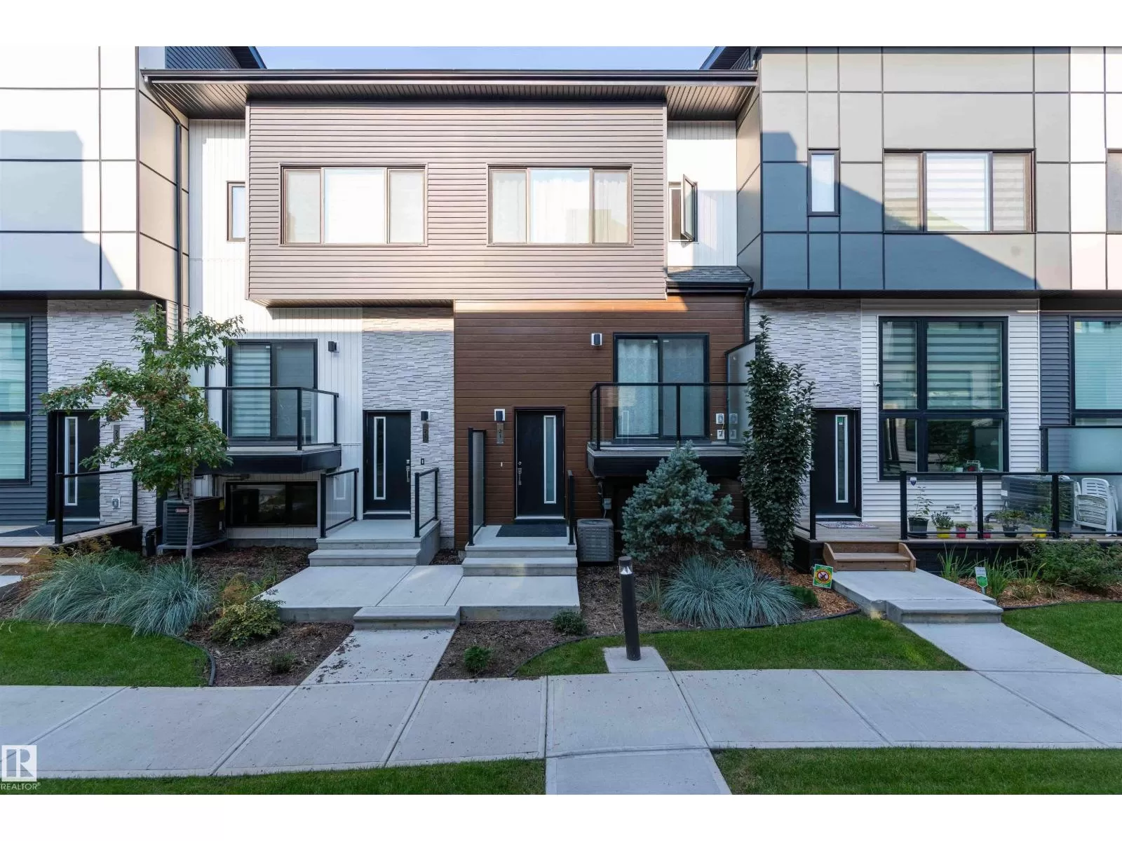 Row / Townhouse for rent: #21 1729 Keene Cr Sw Sw, Edmonton, Alberta T6W 4B6