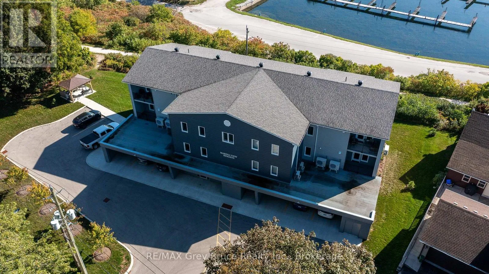 Other for rent: 21 - 2347 3rd Avenue W, Owen Sound, Ontario N4K 2J3