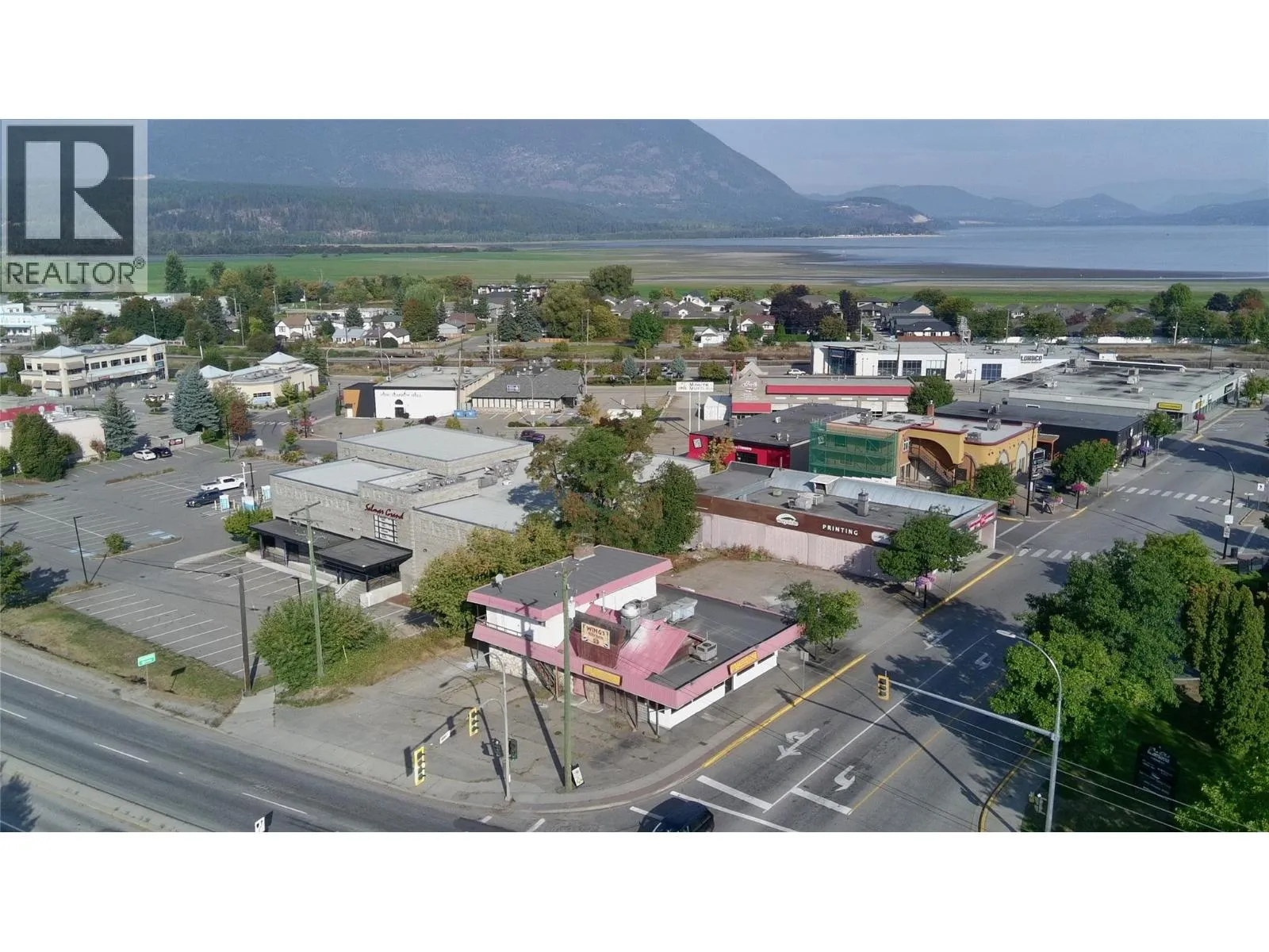 Other for rent: 21 & 61 Shuswap Street Nw, Salmon Arm, British Columbia V1E 4N7