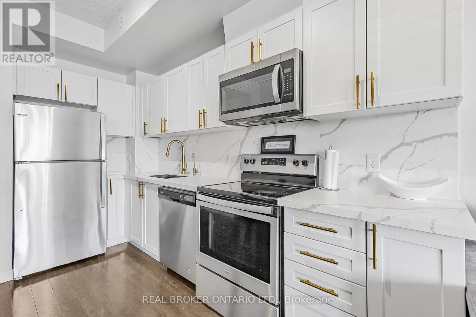 Row / Townhouse for rent: 21 - 630 Rogers Road, Toronto, Ontario M6M 0B4