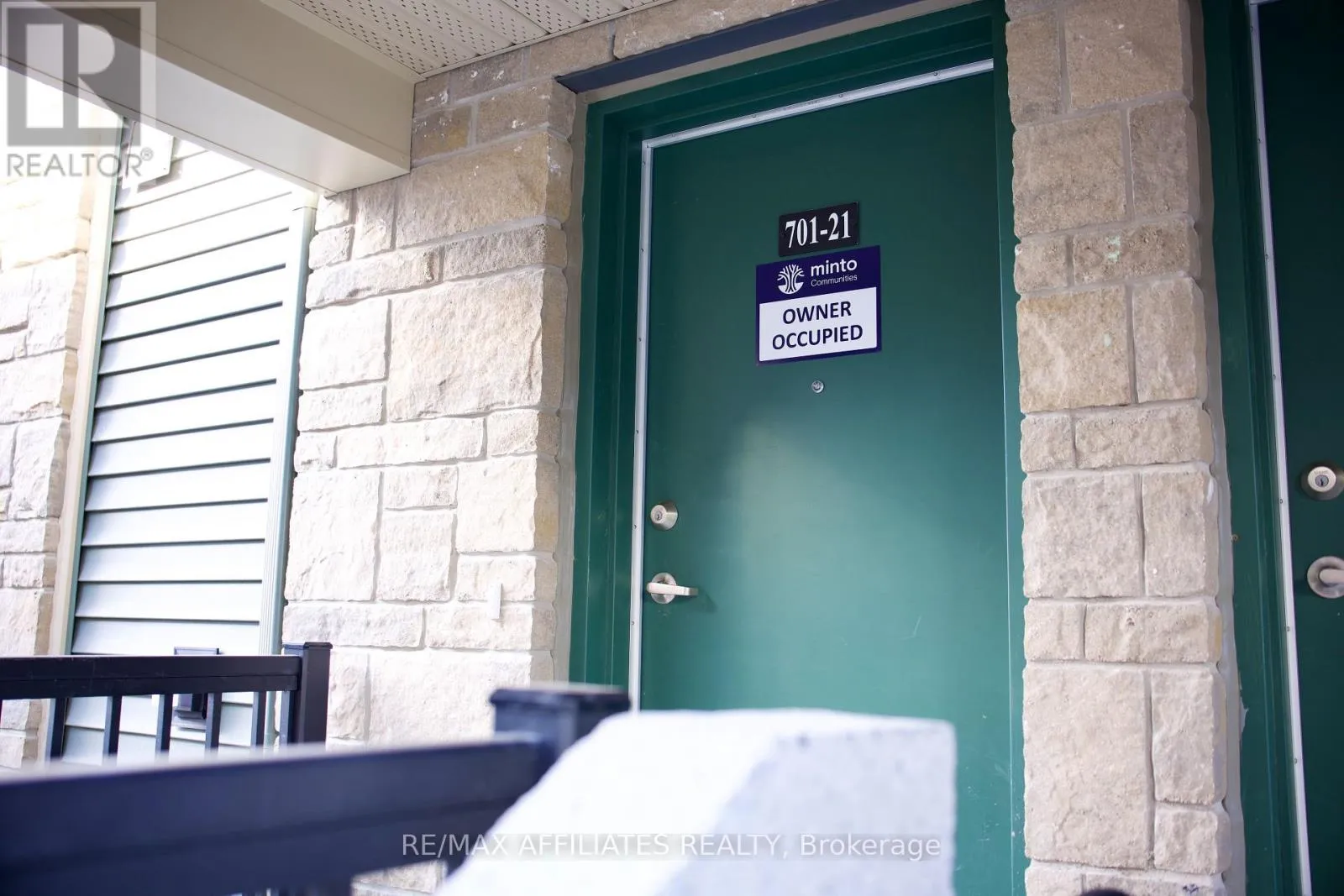 Apartment for rent: 21 - 701 Glenroy Gilbert Drive, Ottawa, Ontario K2J 5W2