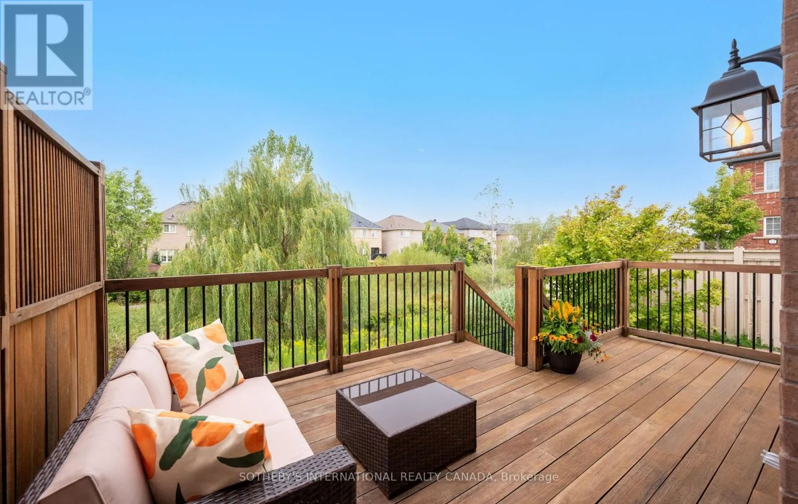 Row / Townhouse for rent: 21 - 745 Farmstead Drive, Milton, Ontario L9T 8B1