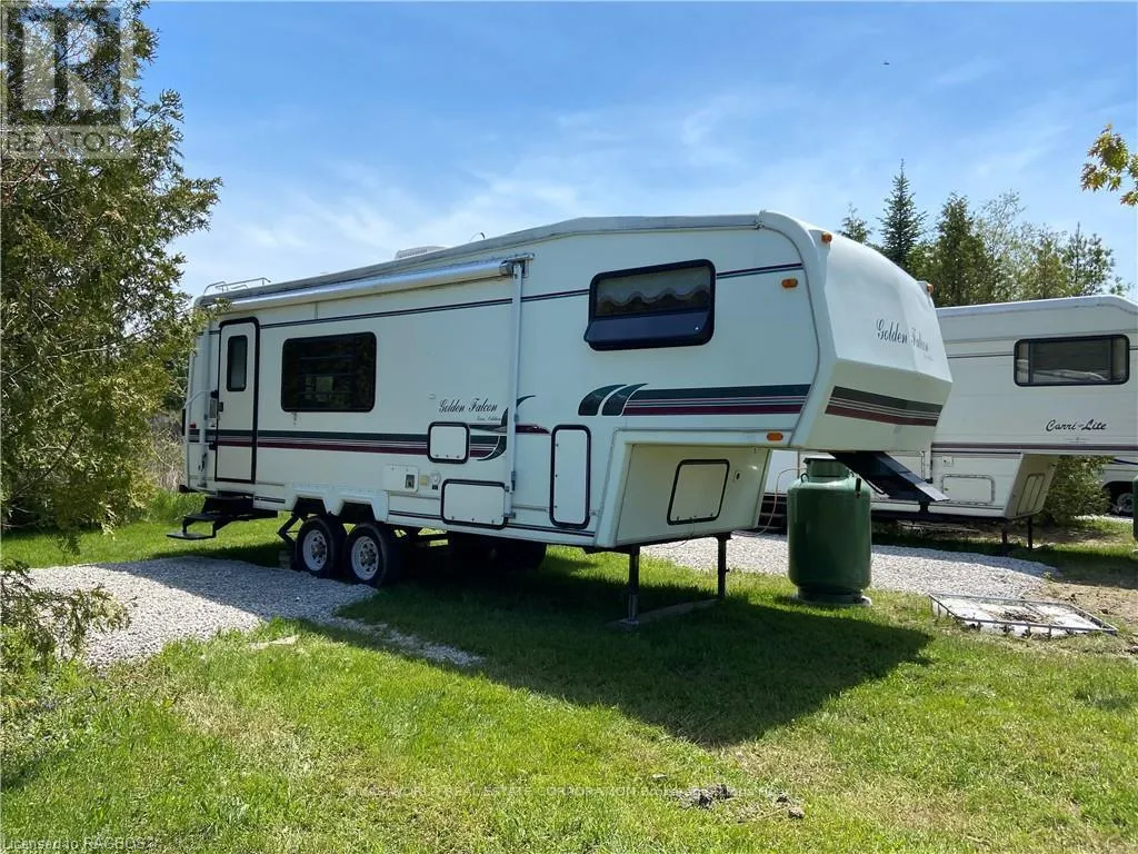 Mobile Home for rent: 21 - 9 Tamarac Road, Northern Bruce Peninsula, Ontario N0H 2R0