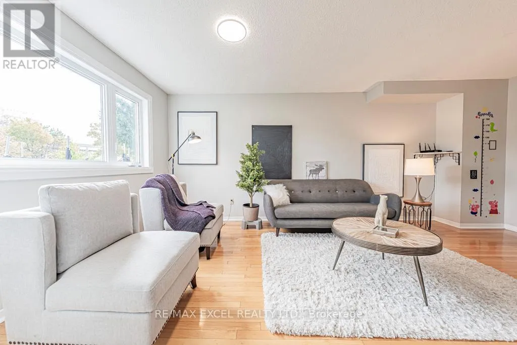 House for rent: 21 Brimstone Crescent, Toronto, Ontario M1V 3C8