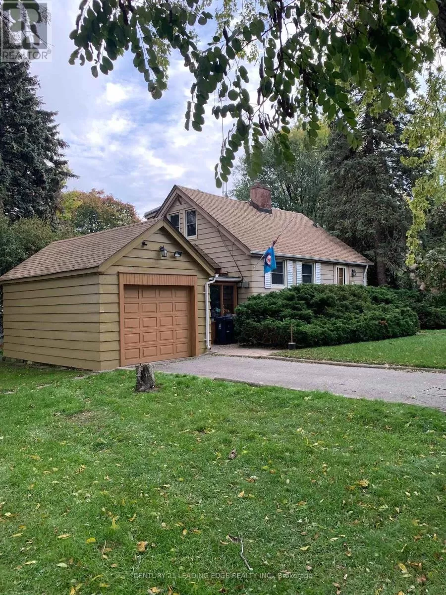 House for rent: 21 Faircroft Boulevard, Toronto, Ontario M1M 2W9